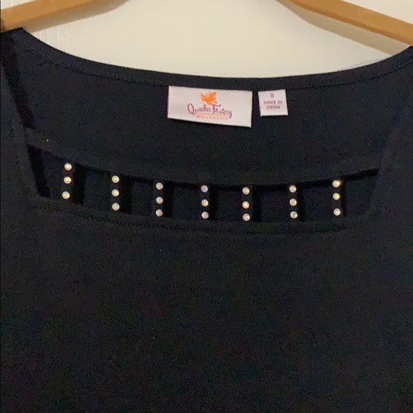 Top - Picture 2 of 4